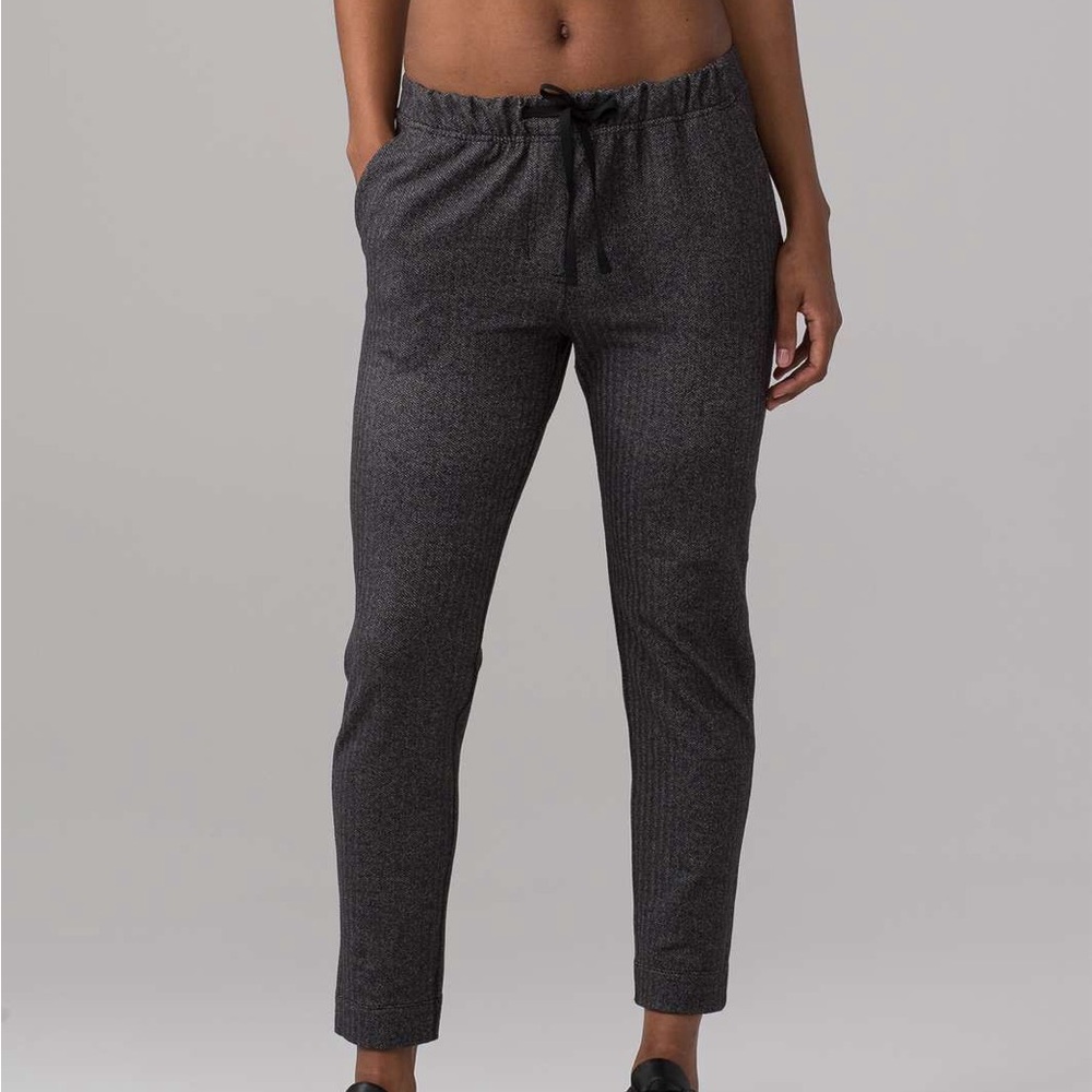 Lululemon Jet Crop Pants